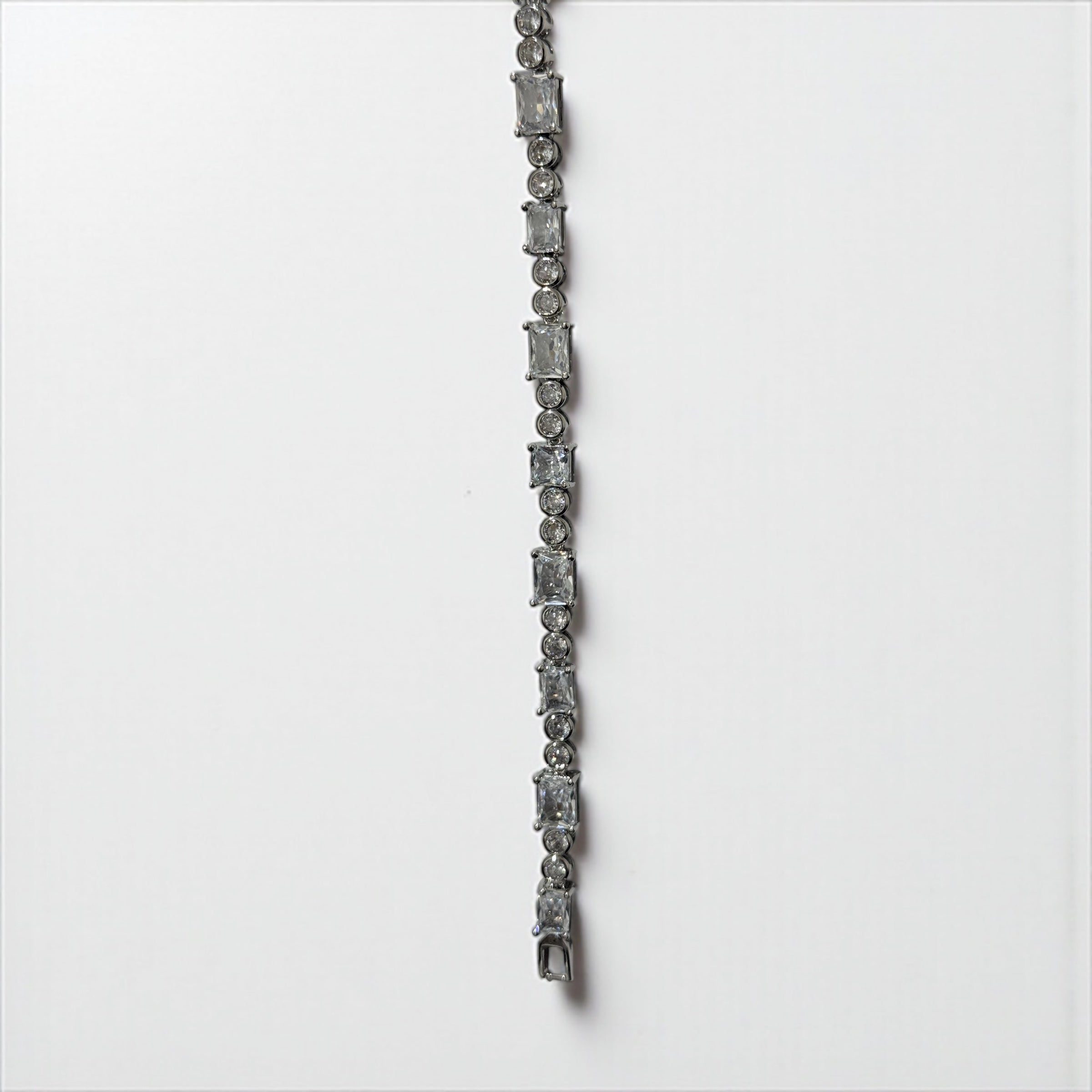 ChainLine Tennis Bracelet Nightside